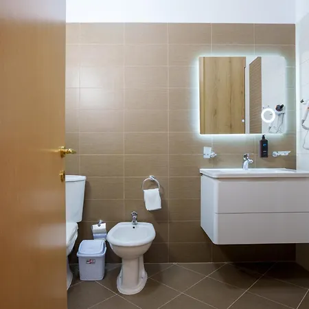 Exclusive Spacious 2bedroom Escape In