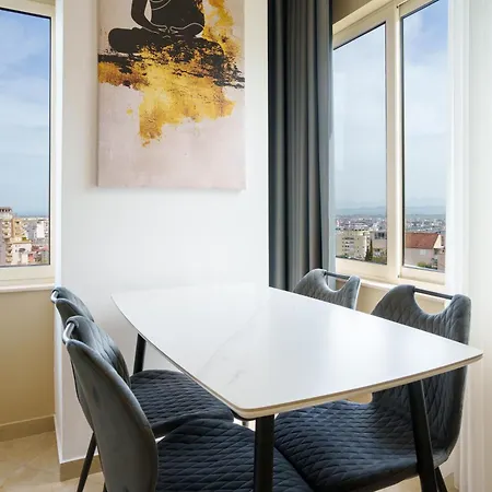 Exclusive Spacious 2bedroom Escape In Apartamento Durrës
